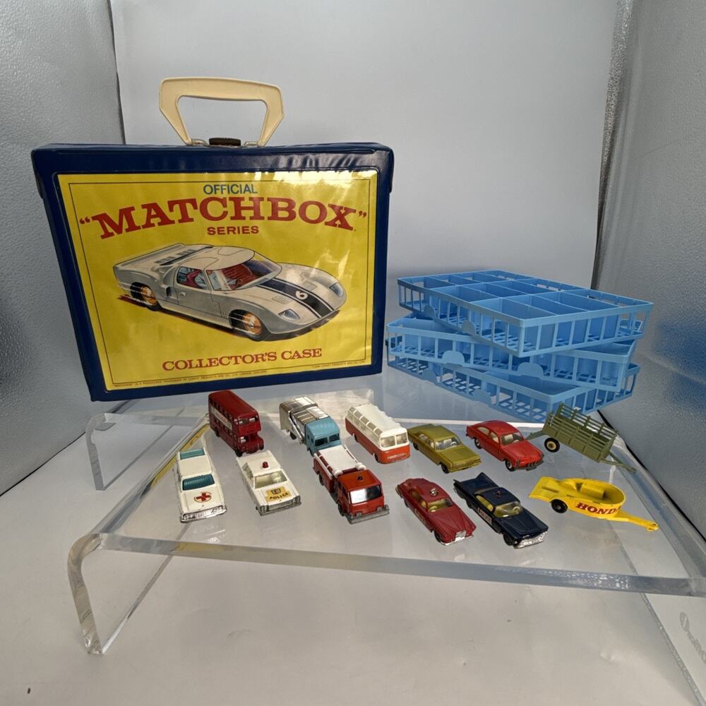 Matchbox Series Collector's Case with Assorted Vehicles 1960s vintage